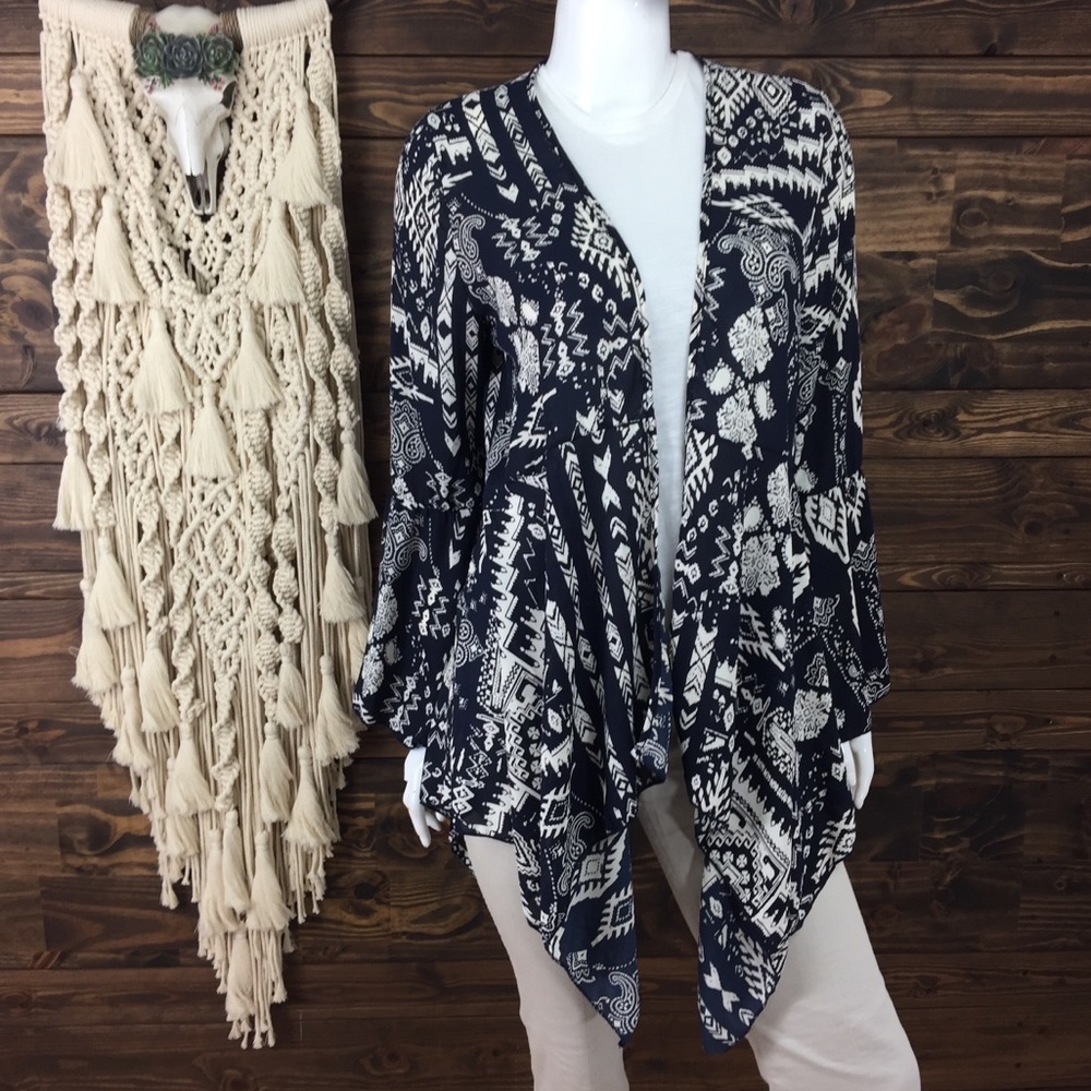 The Zig Zag Stripe | Sharkbite Angled Boho Kimono‎